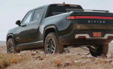 Rivian R1S是一款令人印象深刻的电动SUV适合冒险