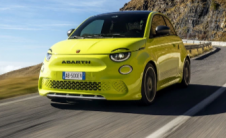 全电动Abarth500e承诺会带来很多微笑