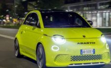 Abarth500在仅限EV的菲亚特500e铭牌上回归