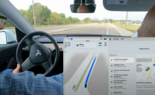 Tesla FSD V11.3 全栈显示有希望的改进