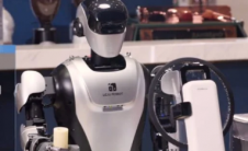 据报道电动汽车制造商蔚来汽车正在测试搭载HarmonyOS的人形机器人