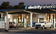 Electrify America解决电动汽车快速充电站排队问题